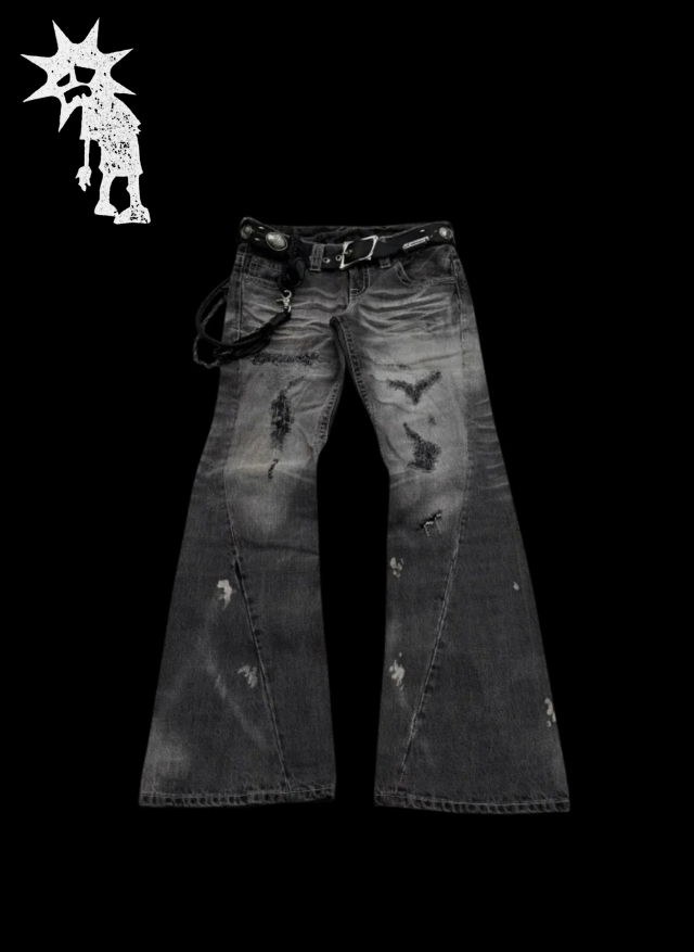 ‘VXMPIRE’ FLARED JEANS 𖦏